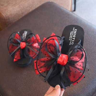 Μοντέρνες παντόφλες για κορίτσια με κορδέλα