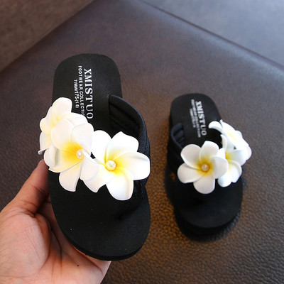 Papuci copii cu motive florale