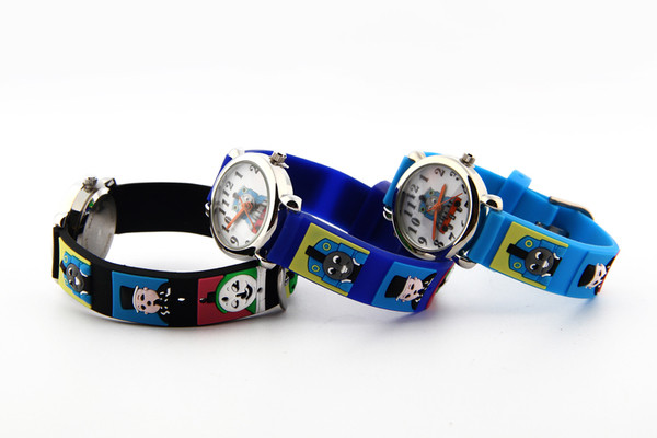 Gyermek karóra fiúknak három színben - Train