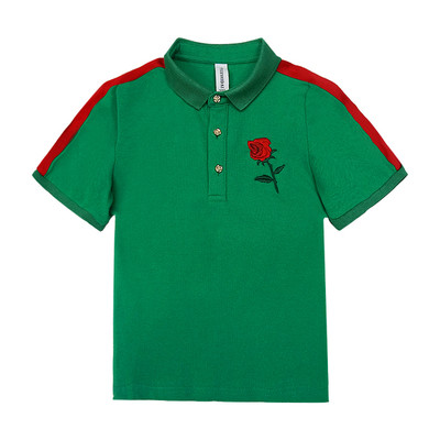 Κομψή κυρία φόρεμα με μακριά μανίκια και λαιμόκοψη σε σχήμα V