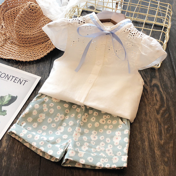 Детски комплект за момичета - риза и къси панталони