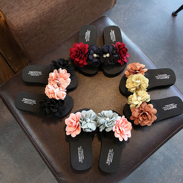 Papuci copii cu motive florale in diferite culori