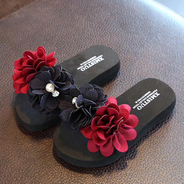 Papuci copii cu motive florale in diferite culori