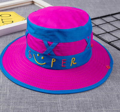 Детска шампа в няколко цвята с бродерия