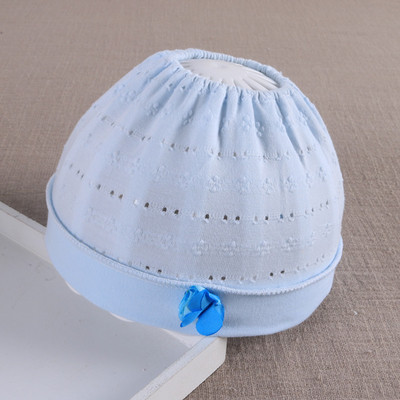 Бебшка лятна шапка в няколко модела с 3D елементи и бродерия