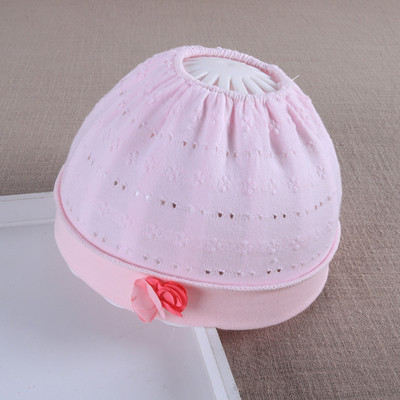 Бебшка лятна шапка в няколко модела с 3D елементи и бродерия