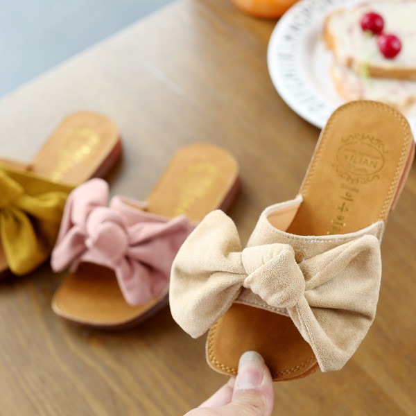 Papuci copii cu panglica pentru fete in trei culori
