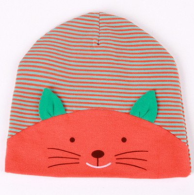 Palarie bebelus cu dungi din bumbac cu broderie