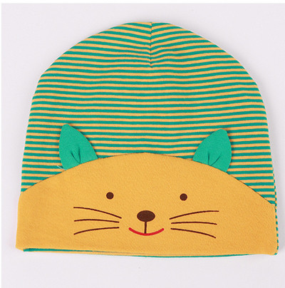 Palarie bebelus cu dungi din bumbac cu broderie