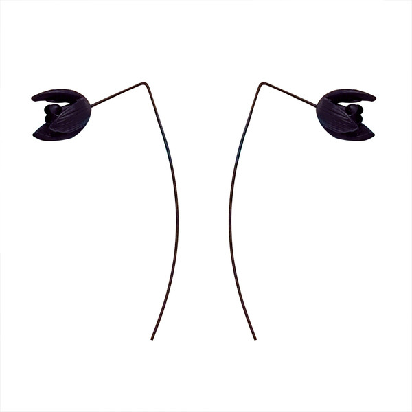 Дамски обеци в черен цвят - Цвете