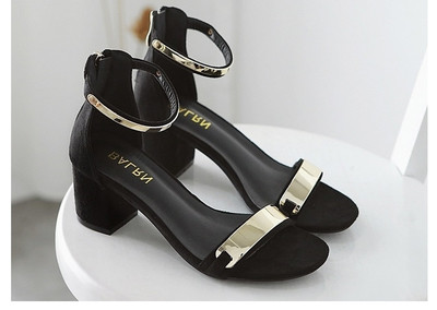 Дамски модерни обувки в два цвята