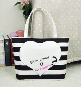 Κυρίες τσάντα σε διάφορα μοντέλα