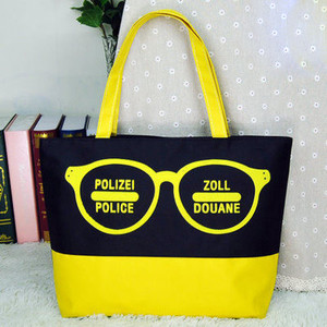 Κυρίες τσάντα σε διάφορα μοντέλα