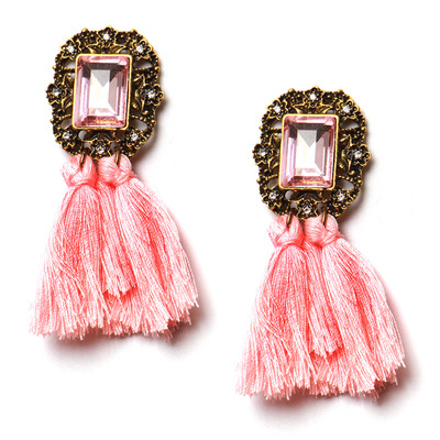 Cercei de dama cu pietre decorative si ciucuri in mai multe culori