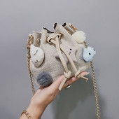 Γυναικεία μικρή τσάντα με στοιχεία 3D