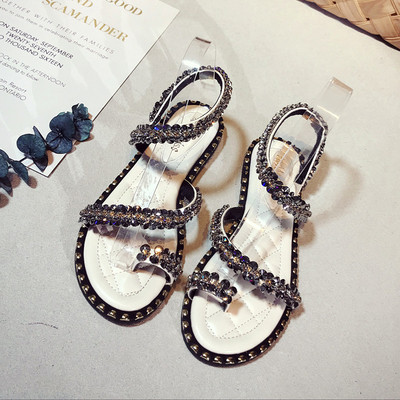 Μοντέρνα γυναικεία σανδάλια σε δύο χρώματα