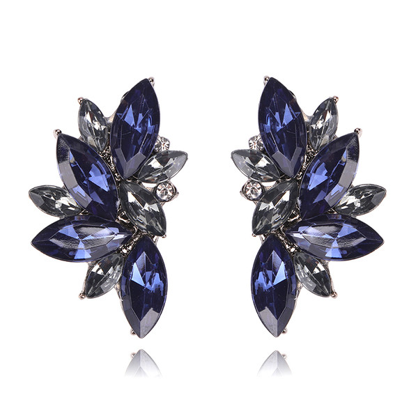 Cercei eleganti de dama cu pietre decorative in patru culori