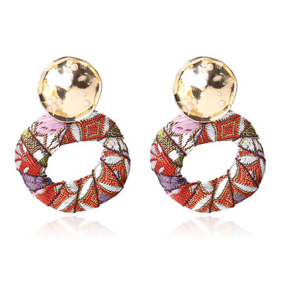 Cercei de dama colorati in forma rotunda