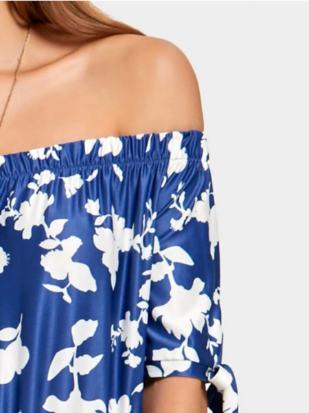 Μοντέρνες γυναικείες φόρμες με φυτικά μοτίβα