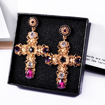Cercei de dama in forma de cruce cu pietre decorative in doua culori