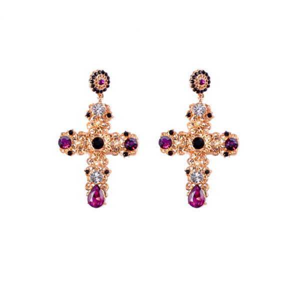 Cercei de dama in forma de cruce cu pietre decorative in doua culori