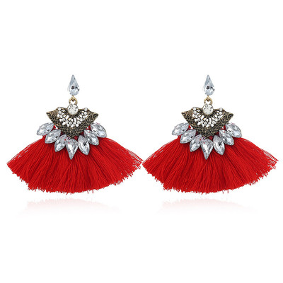 Μοντέρνα κυρίες σκουλαρίκια με διακοσμητικές πέτρες και φούντα σε διάφορα χρώματα