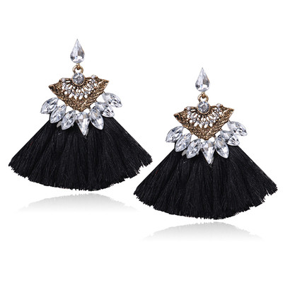 Μοντέρνα κυρίες σκουλαρίκια με διακοσμητικές πέτρες και φούντα σε διάφορα χρώματα