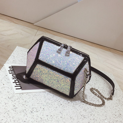 Τσάντα κυρία σε διάφορα χρώματα με μπροκάρ