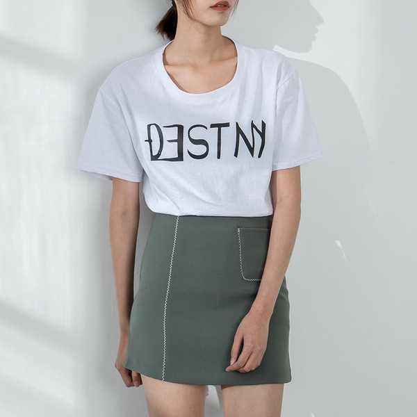 Γυναικείο μπλουζάκι με λευκό σημάδι