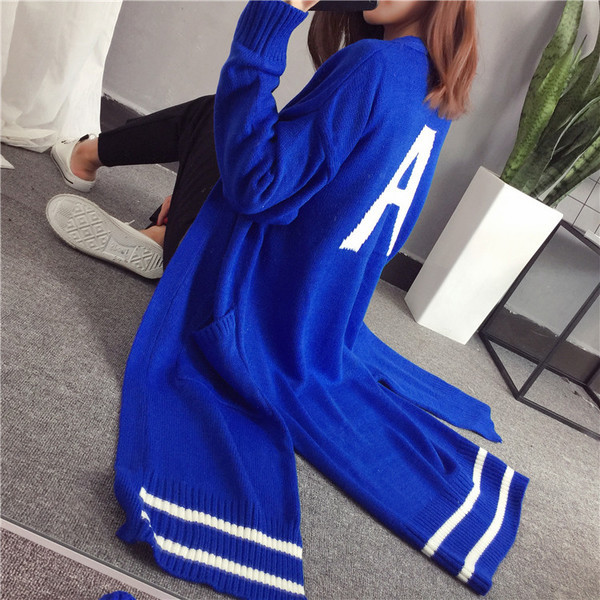 Дълга дамска жилетка в два цвята