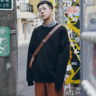 Мъжки суичър в няколко цвята - широк модел