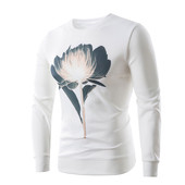 Pulover casual barbatesc cu aplicatie colorata si guler in forma de O