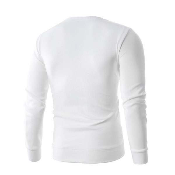 Pulover casual barbatesc cu aplicatie colorata si guler in forma de O