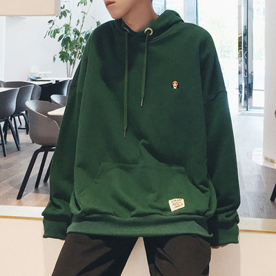 Суичър с бродерия и голям джоб в няколко цвята подходящ за мъже и жени