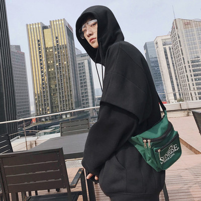 Hanorac pentru bărbați cu aplicație în bej și negru