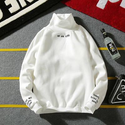 Pulover pentru bărbați cu guler înalt și inscripții în mai multe culori