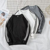 Pulover sport barbati in diferite modele