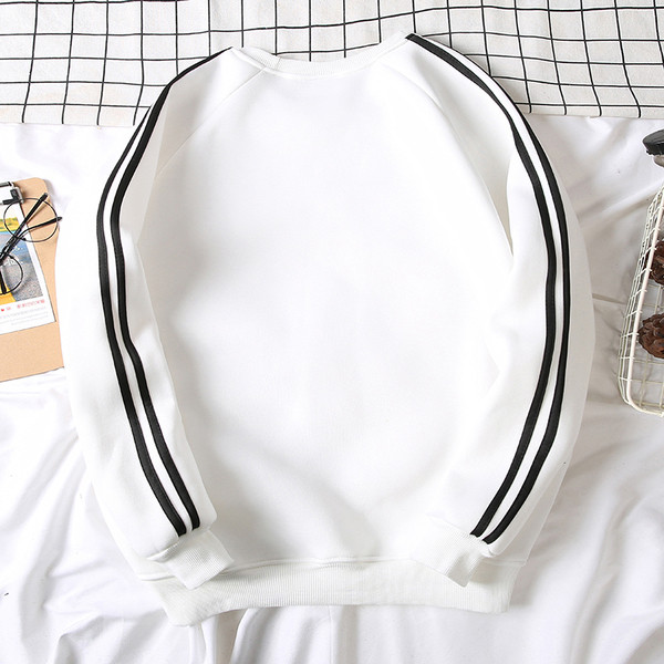 Pulover sport barbati in diferite modele