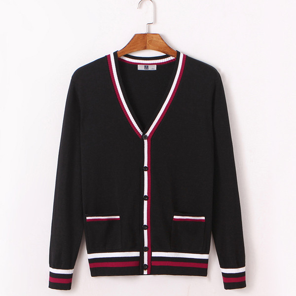 Ανδρική καθημερινή ζακέτα  με V-ντεκολτέ, διακοσμητικές τσέπες και έγχρωμες λωρίδες