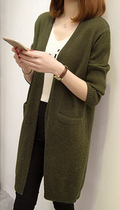 Γυναικεία μακρύ ζακέτα σε σκούρα και φωτεινά χρώματα