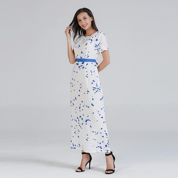  Γυναικείο φόρεμα σε διάφορα σχέδια