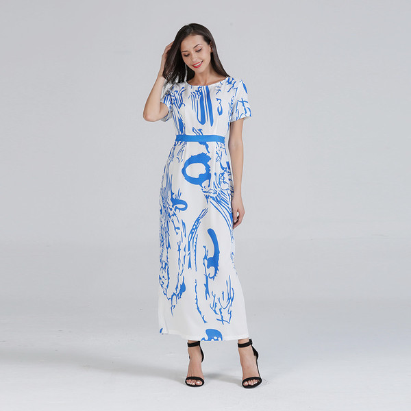  Γυναικείο φόρεμα σε διάφορα σχέδια