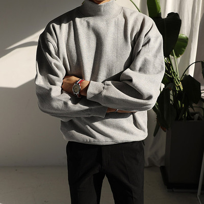 Pulover gros pentru bărbați cu guler înalt în negru și gri