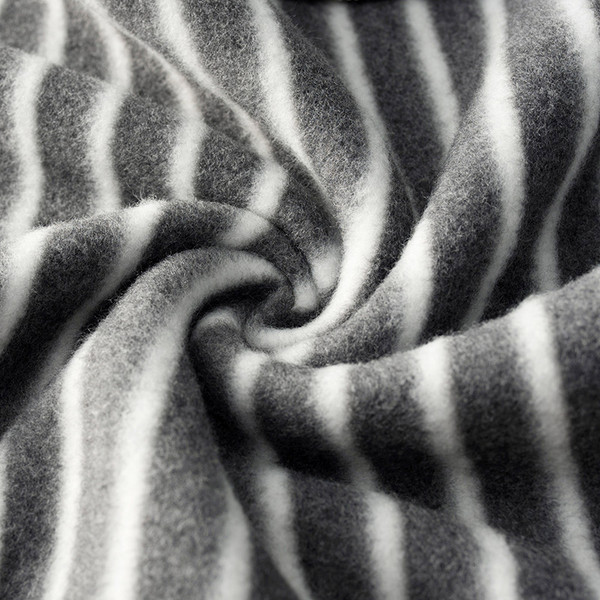 Pulover barbatesc model larg in 2 culori