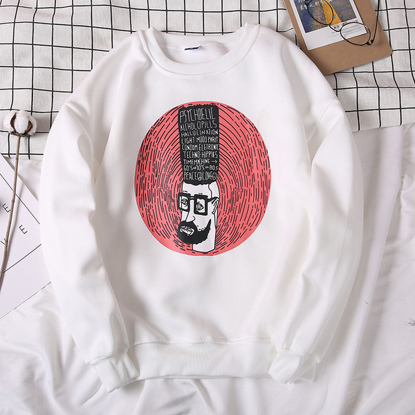 Pulover barbatesc in 2 modele cu aplicatie