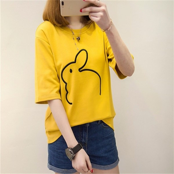 Γυναικείο σπορ μπλουζάκι με τρία τέταρτα μανίκι με πολύχρωμη εφαρμογή σε διάφορα χρώματα