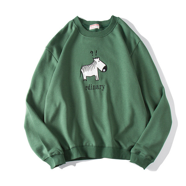 Pulover sport barbatesc cu broderie in mai multe culori