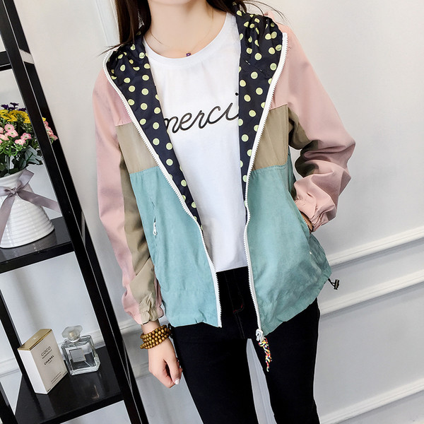 Модерно ежедневно дамско яке с качулка и две лица - два цвята