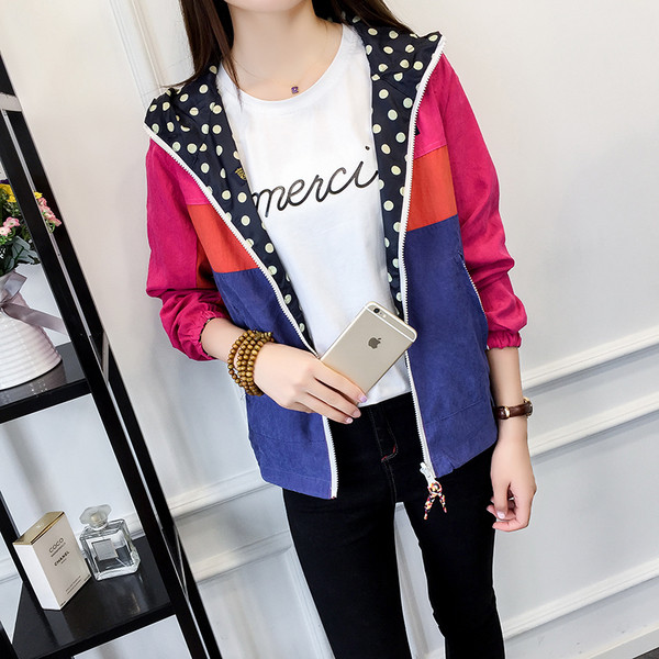 Модерно ежедневно дамско яке с качулка и две лица - два цвята