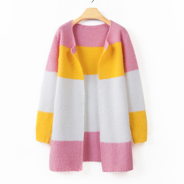 Γυναικεία ζακέτα σε ανοιχτά χρώματα